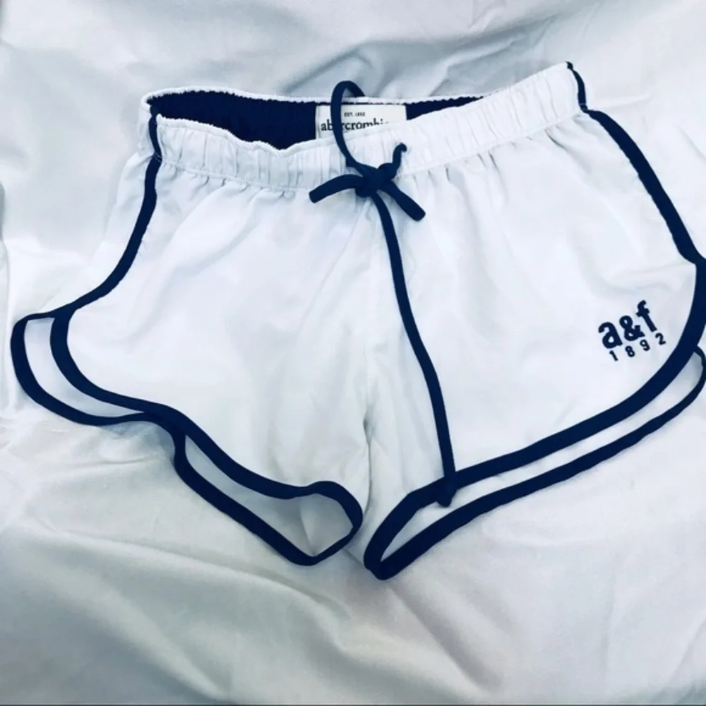 Abercrombie Kids Swim/Shorts-Size M